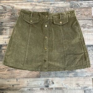 On The Road Green Corduroy Mini Skirt Size‎ Large